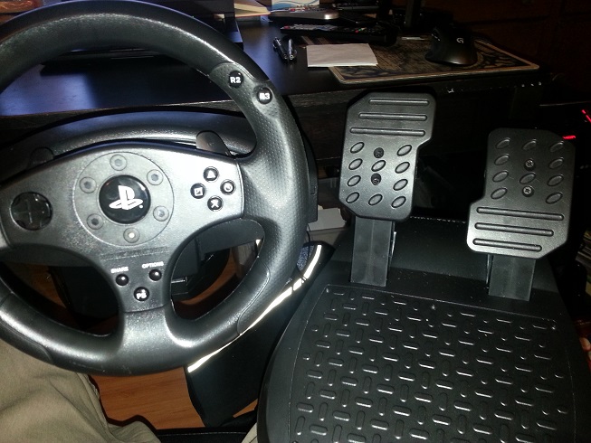 T80 Racing Wheel Review - GameRevolution